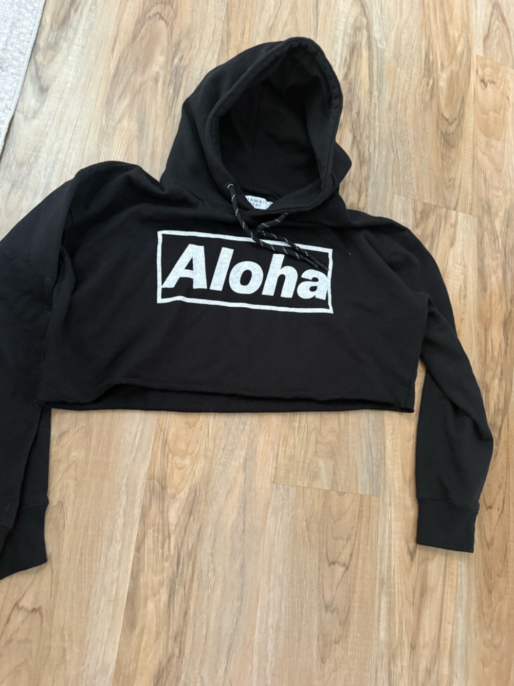 Black Cropped Hoodie with Aloha Graphic